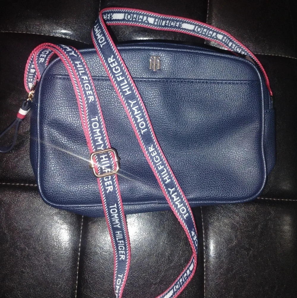 Tommy Hilfiger Navy Large Camera Bag with Adjustable Crossbody Logo Strap Unisex